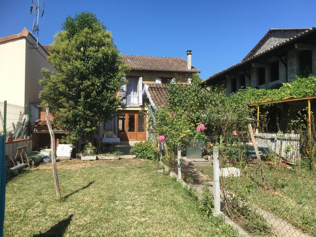 Chez Christian LʼIsle-en-Dodon Exterior foto